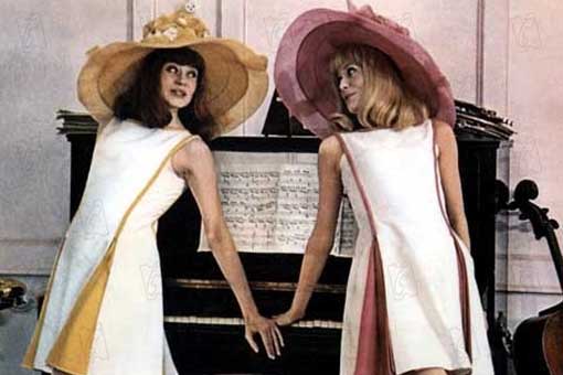 les demoiselles de Rochefort 1967 Réal. : Jacques Demy et Agnès Varda Catherine Deneuve Françoise Dorléac Collection Christophel