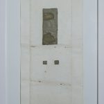 Cicatriz, Paulo Gaiad, 1998. Papel filtro e cimento sobre papel, 42x66cm.